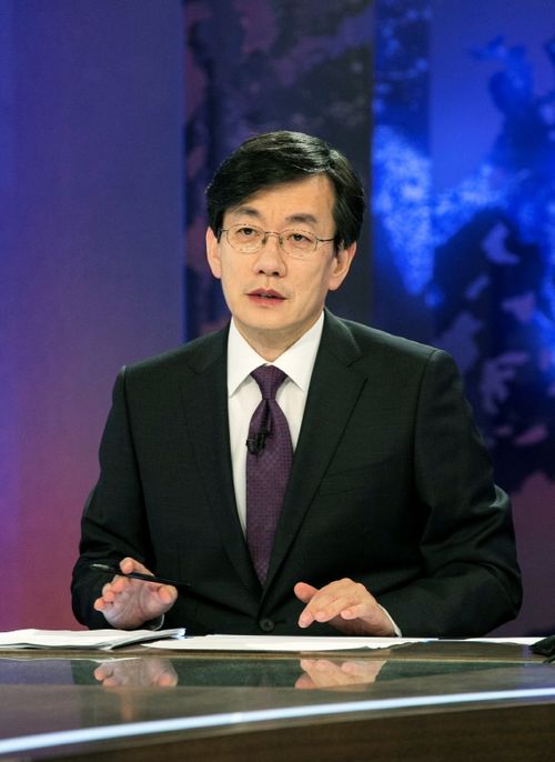 손석희 앵커의 JTBC '뉴스룸'이 대한민국 대 우즈베키스탄 월드컵 예선전 경기로 인해 15일 오후 10시 방송된다. /JTBC 제공