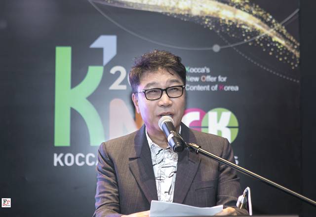 SM엔터테인먼트 이수만 총괄 프로듀서가 한국-인도네시아 문화콘텐츠포럼에 기조연설자로 나섰다. 그는 향후 문화콘텐츠의 중심에 AI가 있을 것으로 내다봤다. /SM엔터테인먼트 제공