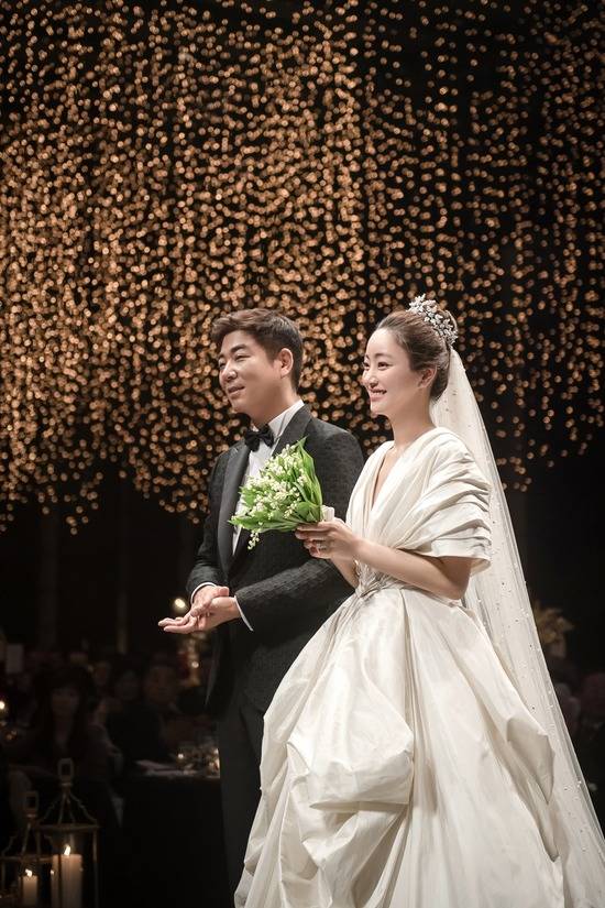 배우 서효림과 정명호 대표가 지난 22일 결혼했다. /마지끄 제공