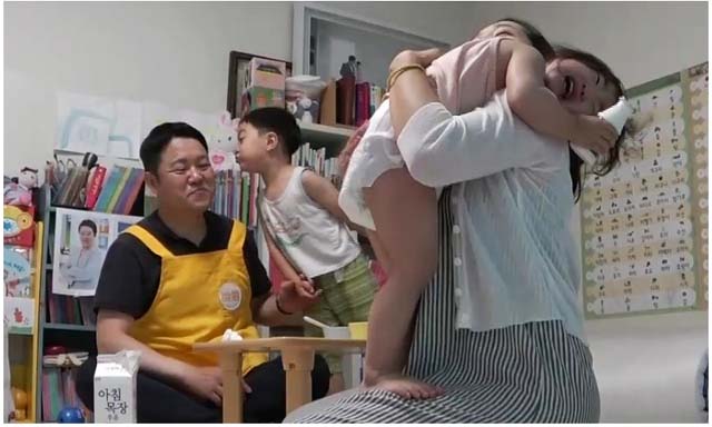 '아이를 위한 나라는 있다'는 스타들이 아이의 등 하원을 책임지는 예능프로그램이다. /KBS2 제공