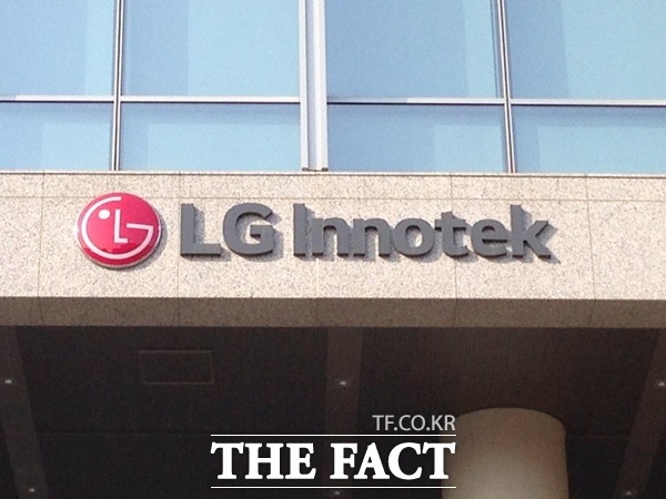 LG이노텍이 올 3분기 매출 2조2298억 원, 영업이익 894억 원을 기록했다. /더팩트 DB