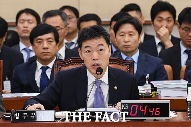 26일 김오수 검찰총장 후보자의 인사청문회가 열린다./더팩트 DB