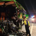 Bus Rombongan SMP Kecelakaan di Tol, 2 Tewas