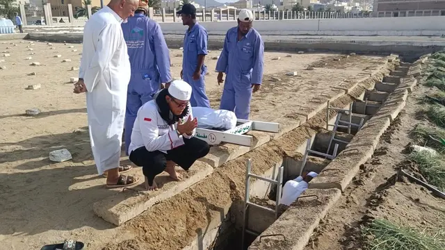Penguburan jemaah haji Indonesia di Makbarah Syuhada Syaraya. Foto: Liputan6 Penguburan jemaah haji Indonesia di Makbarah Syuhada Syaraya. Foto: Liputan6
