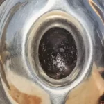 Batu Hitam Hajar Aswad. Foto: islamiclandmarks.com