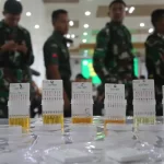 Prajurit TNI di jajaran Korem 011 Lilawangsa mengikuti tes urine, Senin, 10 Juni 2024. Foto: Istimewa