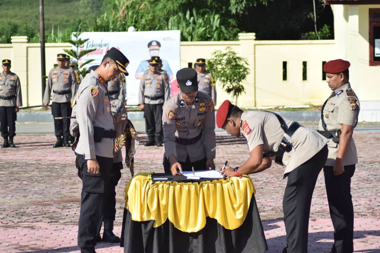 Sertijab sejumlah pejabat utama Polres Gayo Lues. Foto: Humas Polres Gayo Lues
