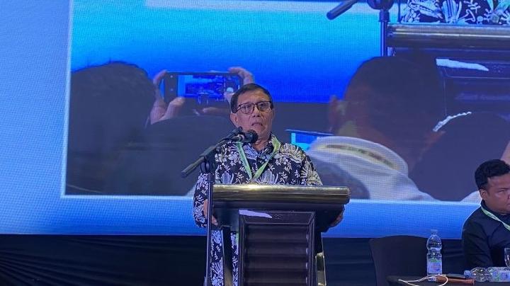 Ketua Umum PWI Pusat masa tugas 2023-2028 Hendry Ch Bangun saat memberikan sambutan pada Kongres XXV PWI di Bandung, Jawa Barat 27 September 2023. Foto: ANTARA/Rubby Jovan.