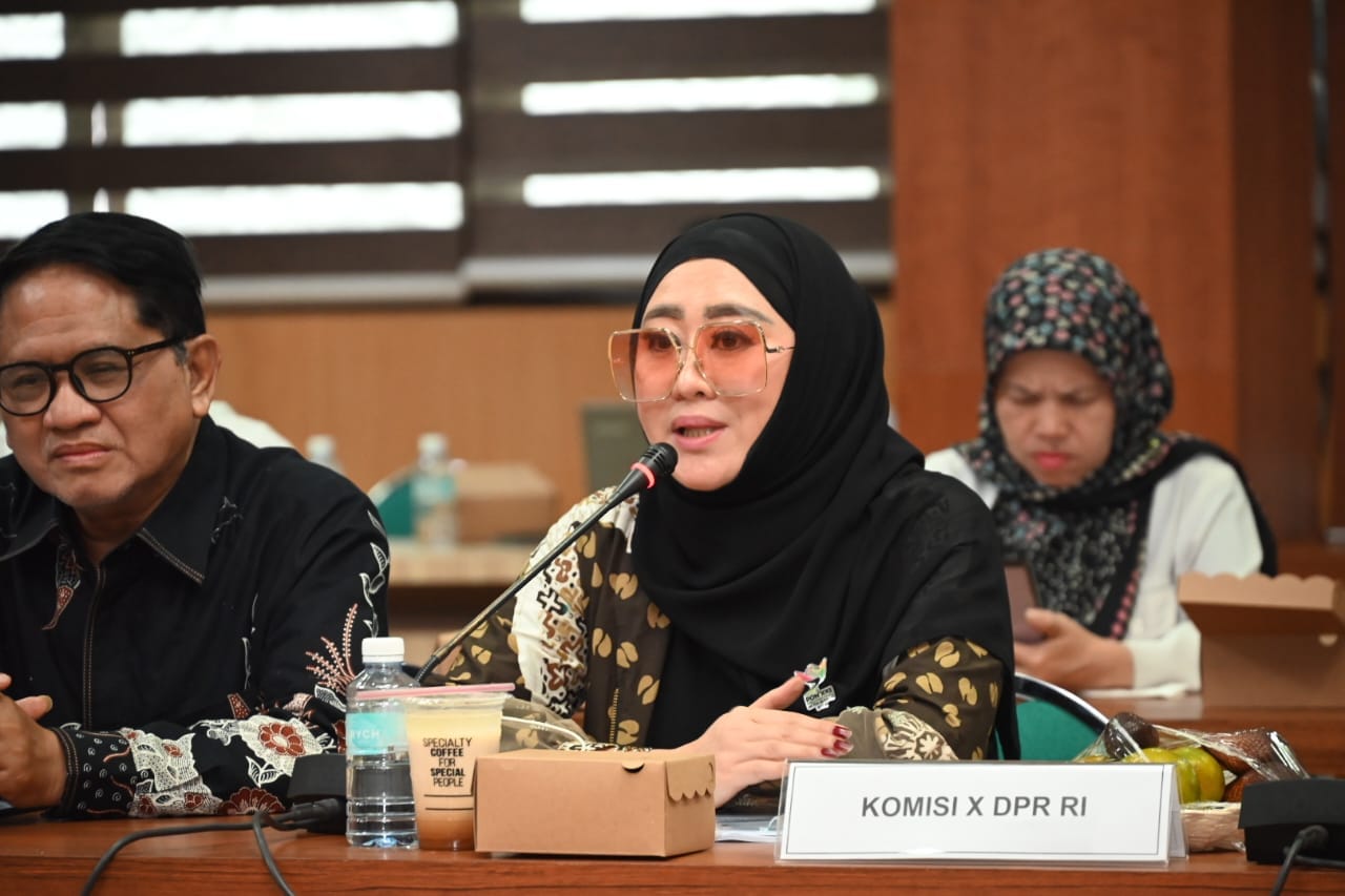 Anggota Komisi X DPR RI Lisda Hendrajoni saat mengikuti Kunjungan Kerja Reses Komisi X ke Banda Aceh. Foto: dpr.go.id Anggota Komisi X DPR RI Lisda Hendrajoni saat mengikuti Kunjungan Kerja Reses Komisi X ke Banda Aceh. Foto: dpr.go.id