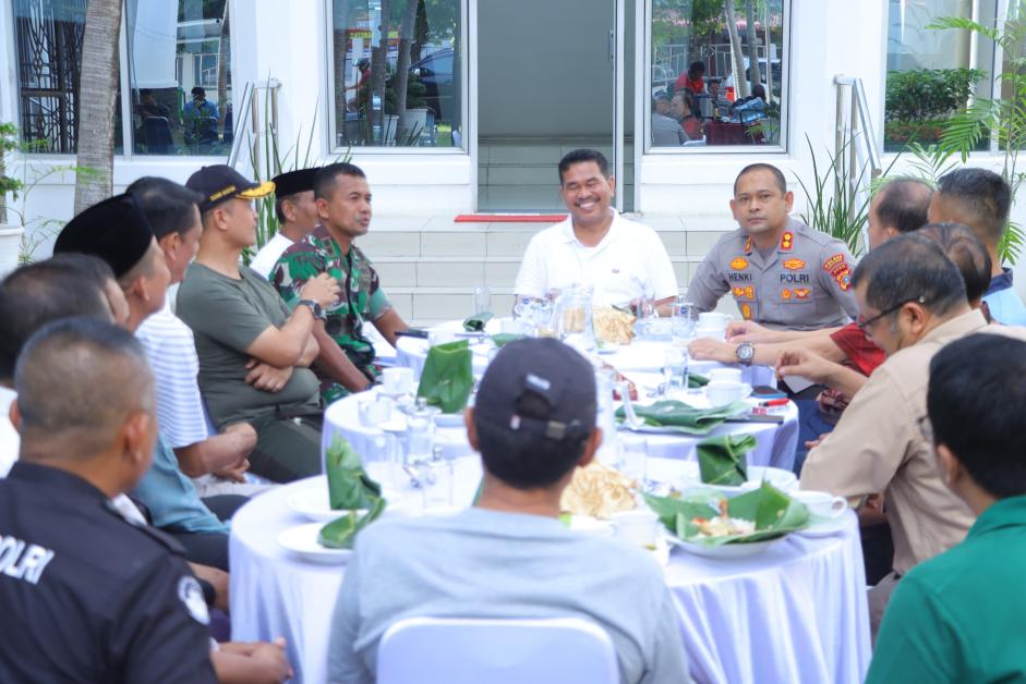 Coffee morning di kantor Wali Kota Lhokseumawe, Jumat (2/8/2024) pagi. Foto: Humas Pemko Lhokseumawe