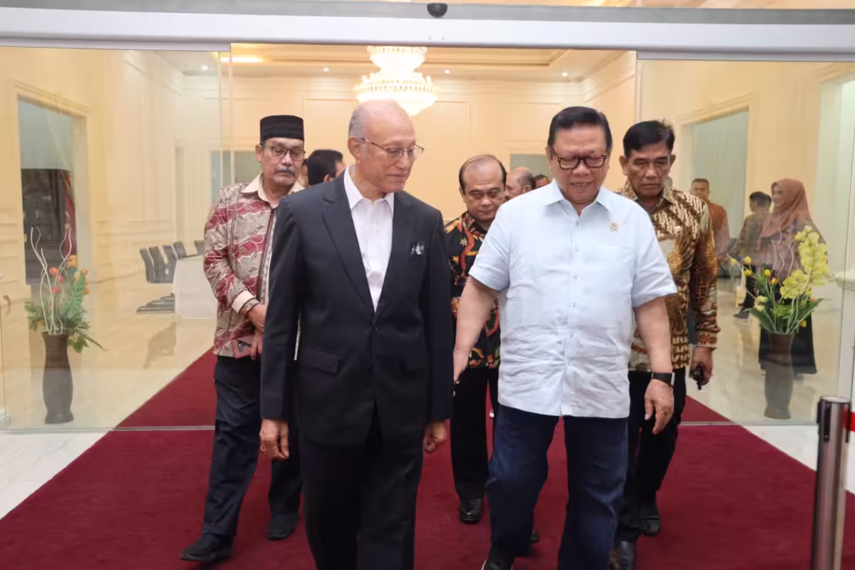 [FOTO] Wali Nanggroe Terima Kunjungan Wantimpres