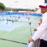 Pj. Gubernur Aceh, Dr. H. Safrizal ZA, M.Si, selaku Ketua Umum PB-PON XXI Tahun 2024 Wilayah Aceh, saat meninjau venue Cabor Tenis PON XXI Aceh-Sumut 2024 usai dilanda hujan badai, di Komplek Stadion Harapan Bangsa, Banda Aceh, Selasa, (17/9/2024). Foto: Humas Pemerintah Aceh