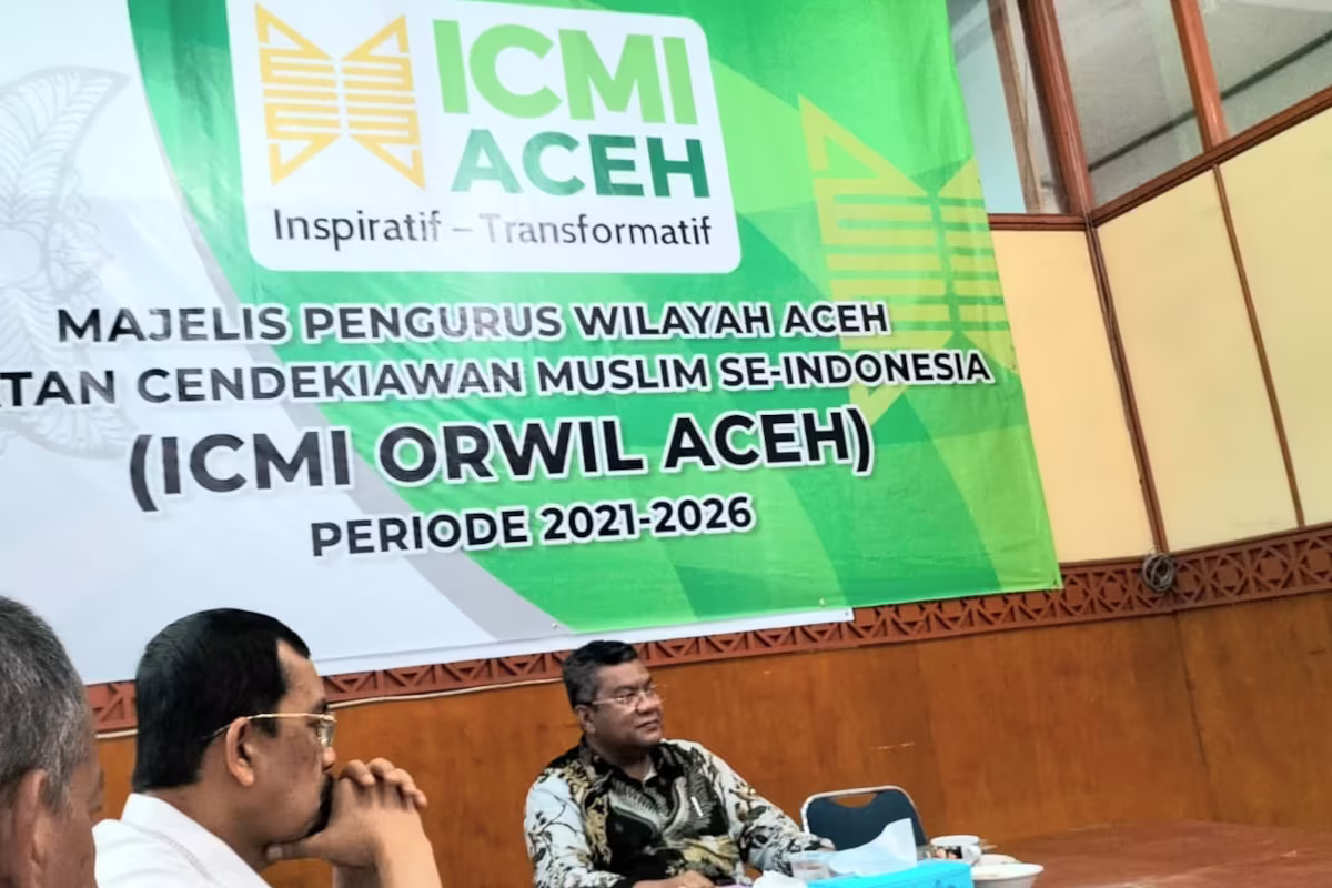 Rapat rutin setiap Kamis sore di Sekretariat ICMI Aceh, Gedung Juang, Banda Aceh. Foto for Line1.News