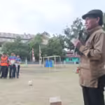 Staf Ahli Wali Kota Lhokseumawe, Mehrabsyah membuka Liga Pemuda Gampong Kuta Blang. Foto: Istimewa