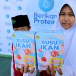 Arzeti menjelaskan penamaan susu ikan dianggap kurang tepat oleh para ahli gizi dikarenakan produk minuman yang dimaksud bukan berasal dari puting ikan langsung seperti halnya dengan sapi.