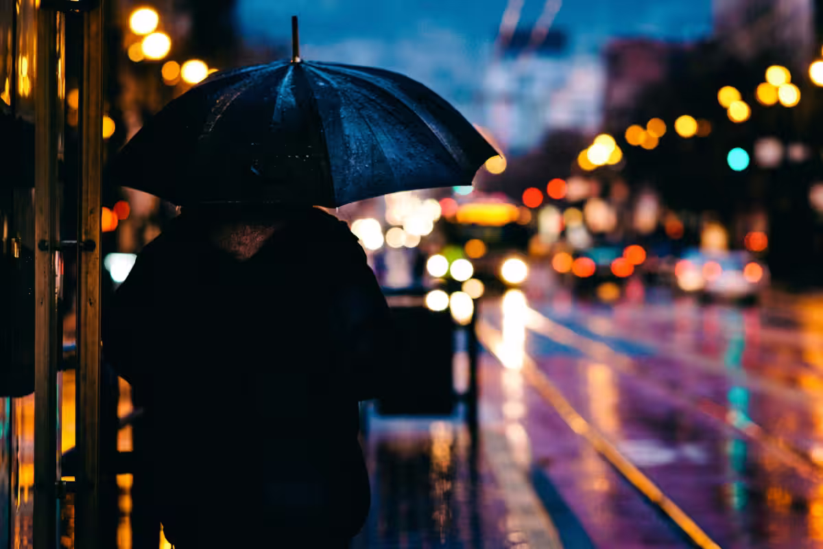 Ilustrasi cuaca hujan ringan. Foto: unsplash.com