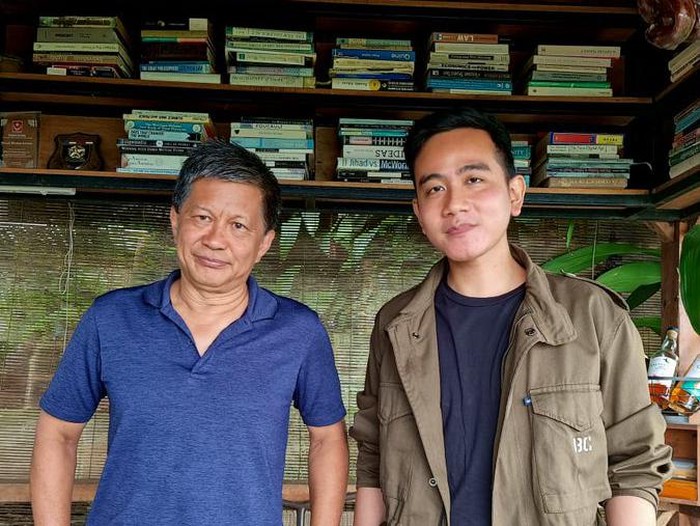 Rocky Gerung Keceplosan, Isu Menteri Setor Uang ke Gibran Langsung Viral