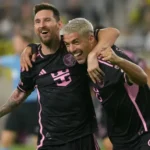 Lionel Messi dan Luis Suarez mencetak gol untuk Inter Miami saat mereka memenangkan trofi kedua mereka Foto: Jason Mowry/Getty Images via AFP