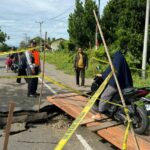 Jalan longsor lintas KKA di Paya Dua Aceh Utara