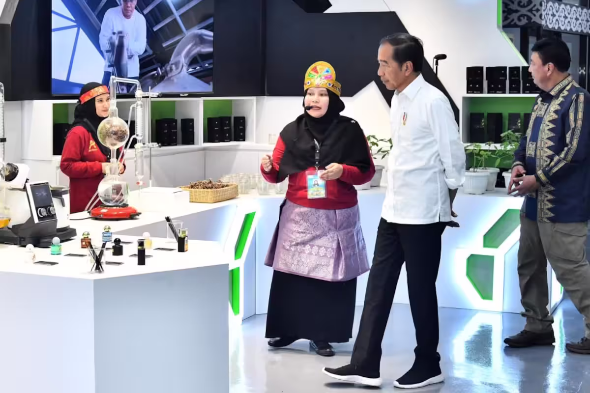 jokowi ladong