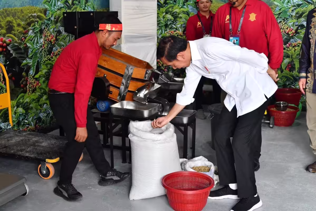 jokowi ladong4