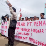 Geuram menggelar aksi protes menuntut keadilan dari PT Medco E&P Malaka, Senin, 16 Desember 2024. Foto: Istimewa