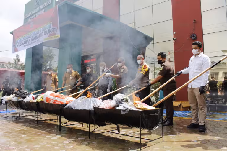 Kejari Aceh Timur8