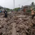 Material banjir bandang Aceh Tenggara