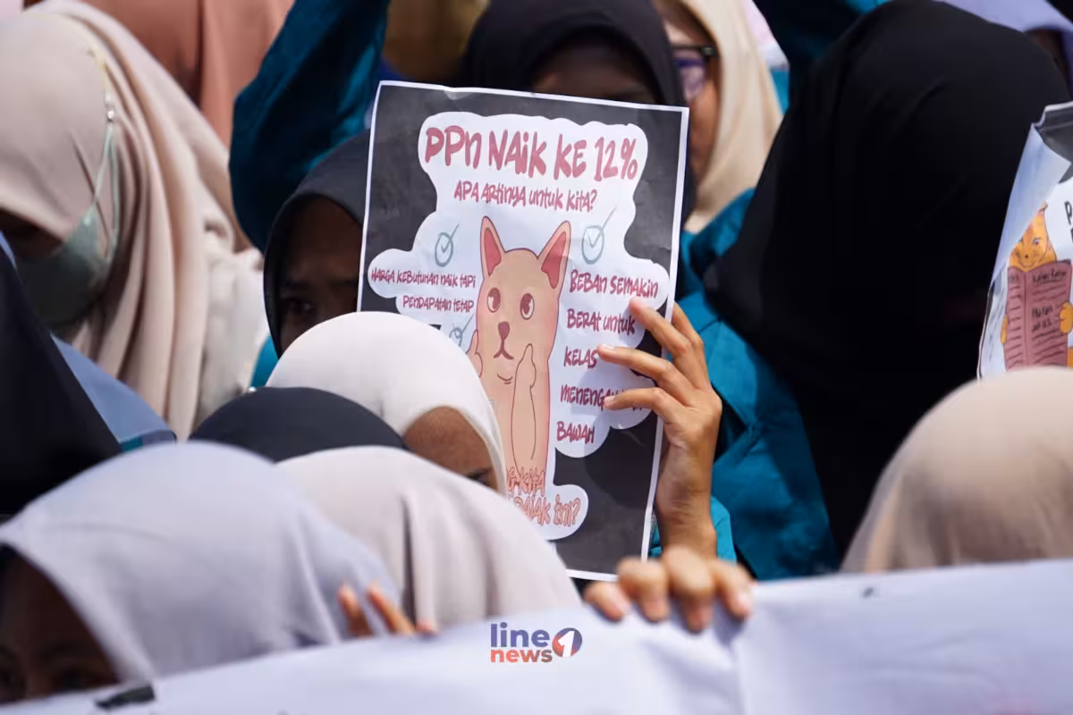 Demo Tolak Kenaikan PPN Line1News Yasir (21)