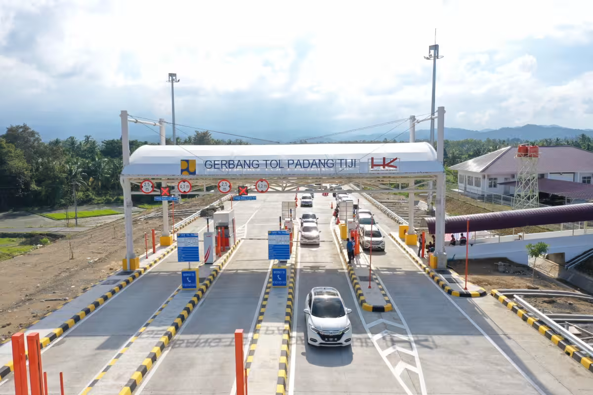 Gerbang Tol Padang Tiji