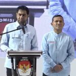 Mualem Dek Fad usai ditetapkan Gubernur Wagub Aceh