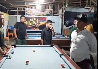 Satpol PP WH Lhokseumawe razia tempat biliar. Foto: Tangkapan Layar