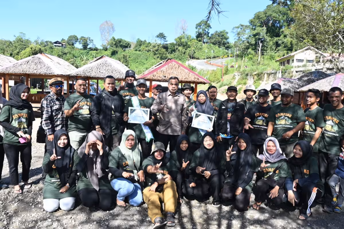 wisuda fjl2