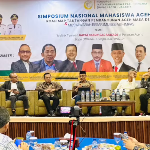 Haji Uma berbicara di Simposium Nasional Mahasiswa Aceh 2025 di Jakarta