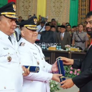 Pelantikan Bupati Agara 3