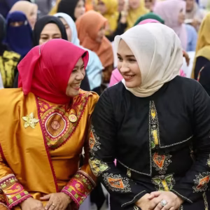 Safriati dan Marlina