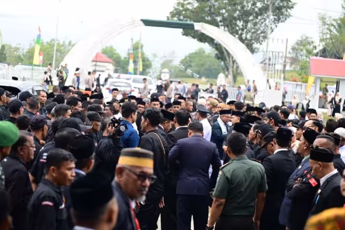 pelantikan bupati aceh besar 4