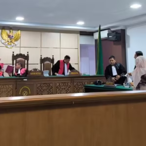 persidangan korupsi dana bos