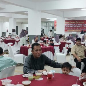 Buka puasa bersama di PT BNA. Foto: Istimewa