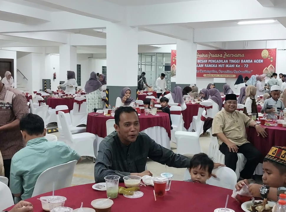 Buka puasa bersama di PT BNA. Foto: Istimewa