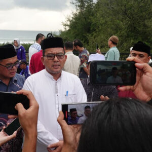 Kakanwil Kemenag Aceh Azhari1