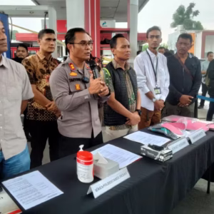 Konferensi Pers di TKP