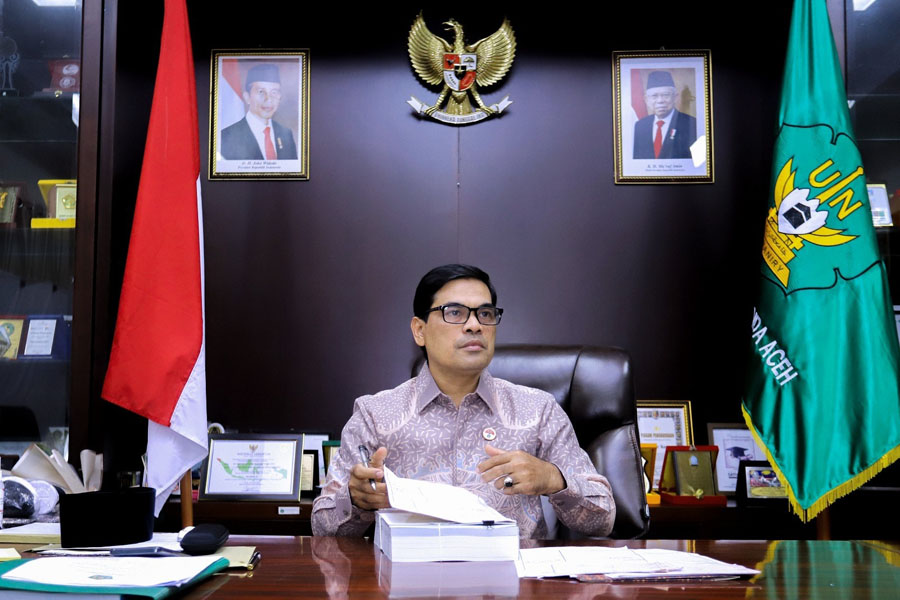 Rektor UIN Ar Raniry Prof Mujiburrahman