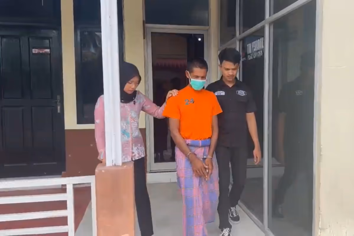 M digiring petugas Polres Aceh Utara