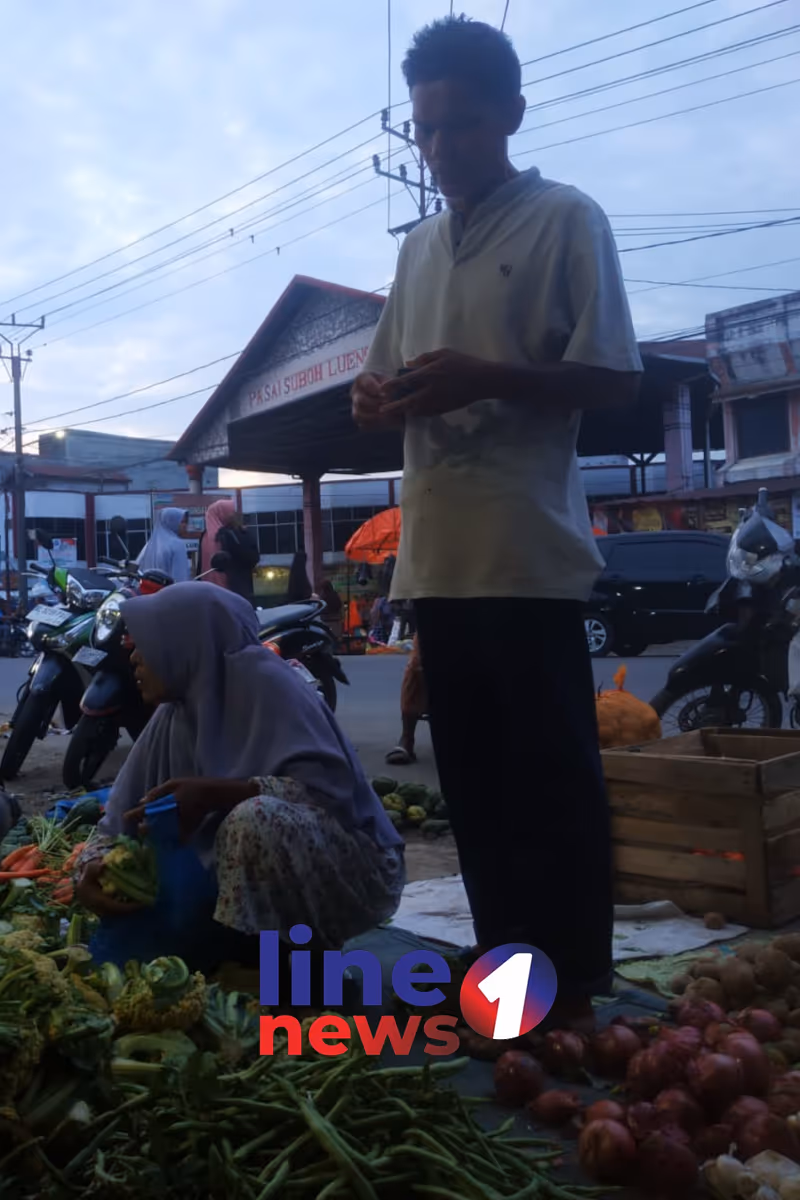 Pasar Subuh Luengputu (1)