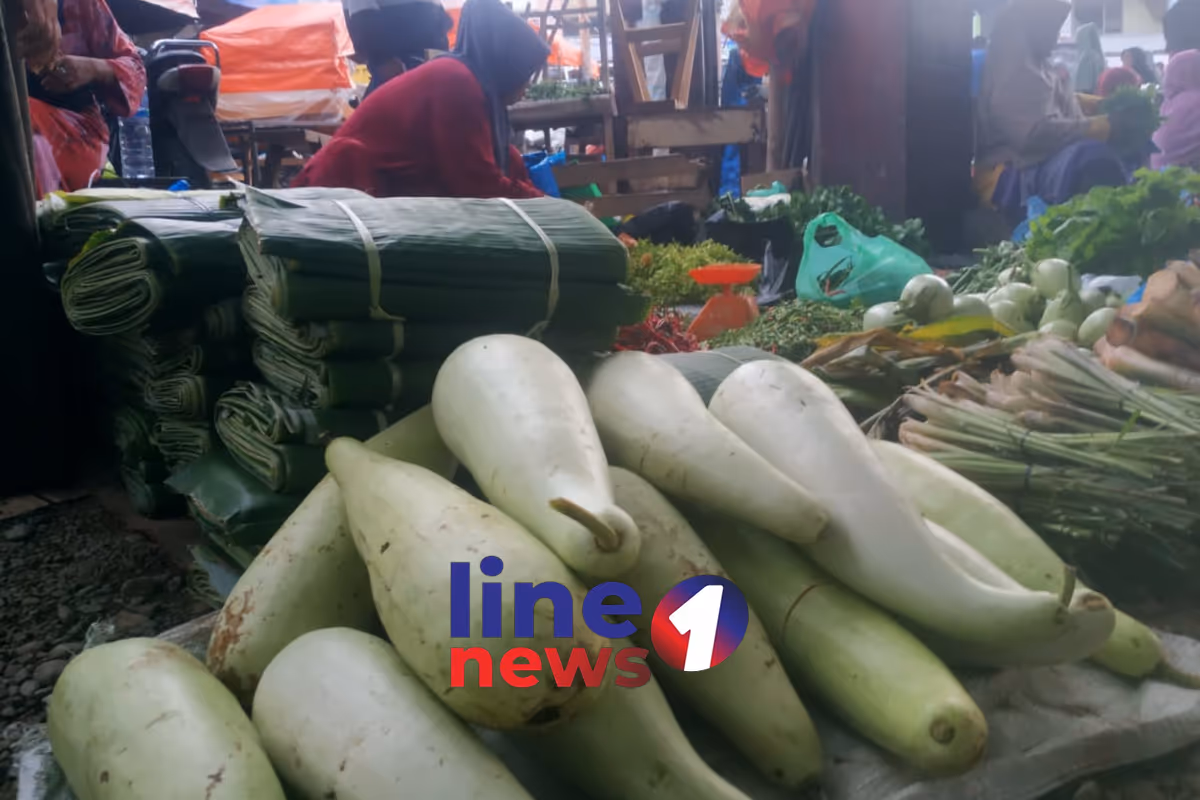 Pasar Subuh Luengputu (4)