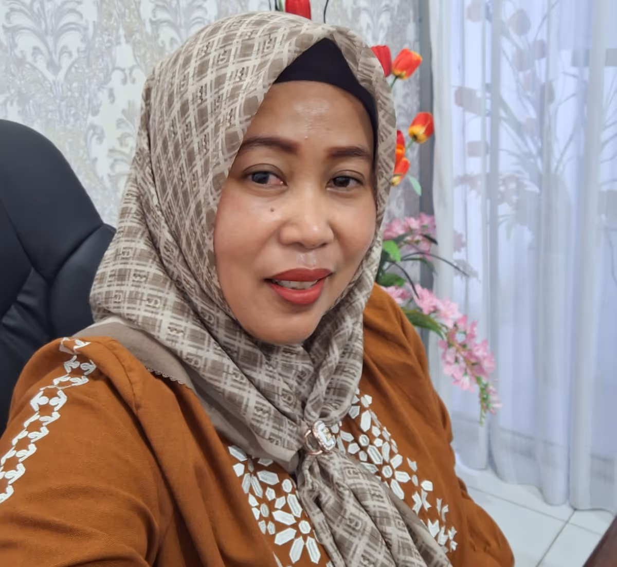 Kadisdikbud Kota Langsa Suhartini