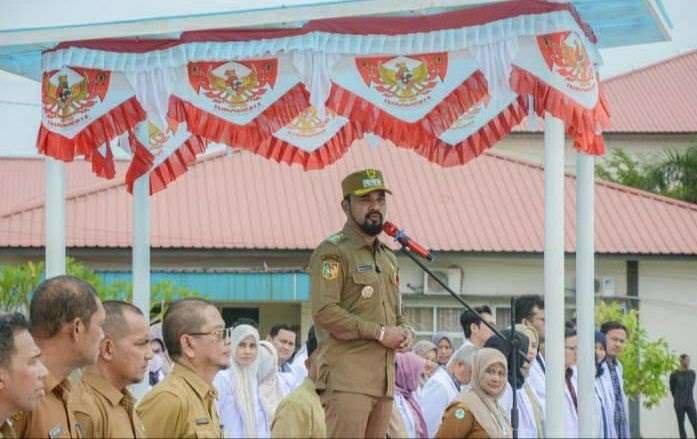 Bupati Al Farlaky arahan di RSUD Zubir Mahmud