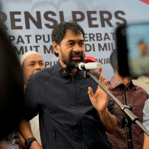 Gubernur Aceh Mualem