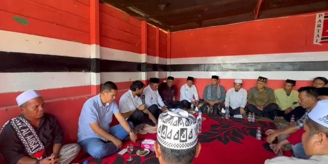 Gubernur Mualem